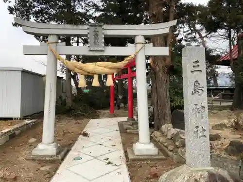 三島神社の鳥居