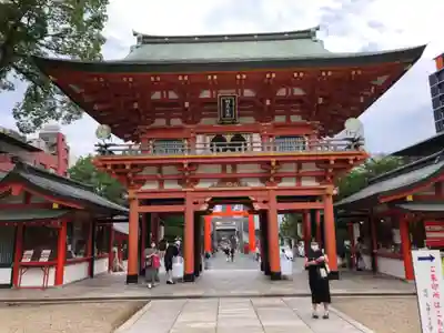生田神社の山門・神門