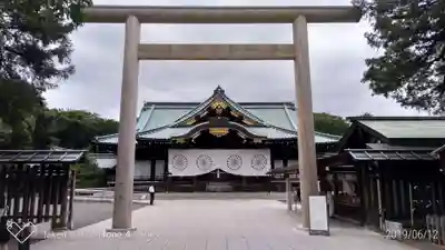靖國神社の鳥居