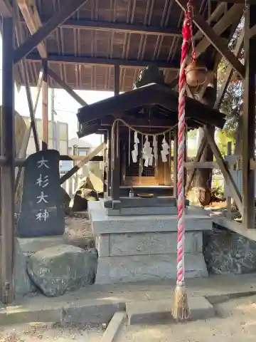 白髭神社の{uncategorized: "未分類", other: "その他", undefined: "問題あり", building: "その他建物", grave: "お墓", sacred_gate: "鳥居", guardian: "狛犬", statue: "像", buddha: "仏像", history: "歴史", nature: "自然", garden: "庭園", animal: "動物", pagoda: "塔", temizu: "手水舎", mountain_gate: "山門・神門", sanctuary: "本殿・本堂", subordinate: "末社・摂社", art: "芸術", scenery: "景色", jizo: "地蔵", ema: "絵馬", goshuin: "御朱印", omikuji: "おみくじ", items: "授与品その他", amulet: "お守り", goshuincho: "御朱印帳", eats: "食事", festival: "お祭り", votive_dance: "神楽", shichigosan: "七五三参", wedding: "結婚式", experience: "体験その他", initially: "初詣", around: "周辺", anti_infection: "感染症対策"}