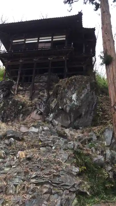 瀧水寺の本殿・本堂