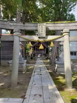 諏訪神社の鳥居