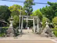 竹神社の{uncategorized: "未分類", other: "その他", undefined: "問題あり", building: "その他建物", grave: "お墓", sacred_gate: "鳥居", guardian: "狛犬", statue: "像", buddha: "仏像", history: "歴史", nature: "自然", garden: "庭園", animal: "動物", pagoda: "塔", temizu: "手水舎", mountain_gate: "山門・神門", sanctuary: "本殿・本堂", subordinate: "末社・摂社", art: "芸術", scenery: "景色", jizo: "地蔵", ema: "絵馬", goshuin: "御朱印", omikuji: "おみくじ", items: "授与品その他", amulet: "お守り", goshuincho: "御朱印帳", eats: "食事", festival: "お祭り", votive_dance: "神楽", shichigosan: "七五三参", wedding: "結婚式", experience: "体験その他", initially: "初詣", around: "周辺", anti_infection: "感染症対策"}