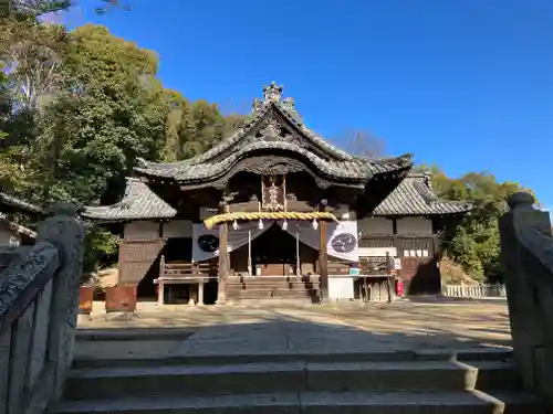 朝日八幡神社の本殿