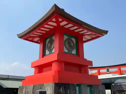 富士山本宮浅間大社の{uncategorized: "未分類", other: "その他", undefined: "問題あり", building: "その他建物", grave: "お墓", sacred_gate: "鳥居", guardian: "狛犬", statue: "像", buddha: "仏像", history: "歴史", nature: "自然", garden: "庭園", animal: "動物", pagoda: "塔", temizu: "手水舎", mountain_gate: "山門・神門", sanctuary: "本殿・本堂", subordinate: "末社・摂社", art: "芸術", scenery: "景色", jizo: "地蔵", ema: "絵馬", goshuin: "御朱印", omikuji: "おみくじ", items: "授与品その他", amulet: "お守り", goshuincho: "御朱印帳", eats: "食事", festival: "お祭り", votive_dance: "神楽", shichigosan: "七五三参", wedding: "結婚式", experience: "体験その他", initially: "初詣", around: "周辺", anti_infection: "感染症対策"}