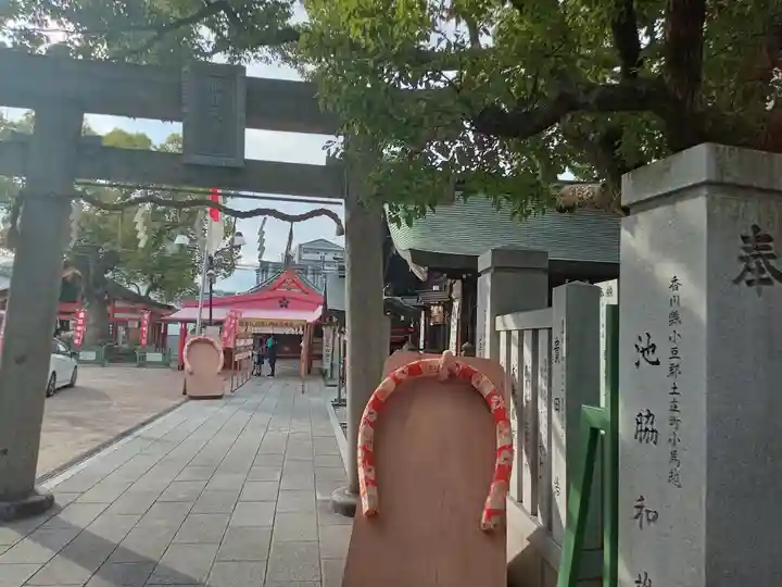 足の神様 服部天神宮(大阪府)