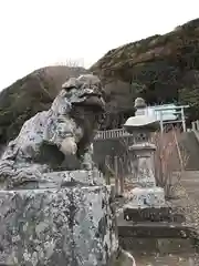 高皇産靈神社の狛犬