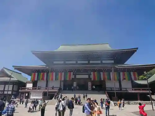 成田山新勝寺の本殿・本堂