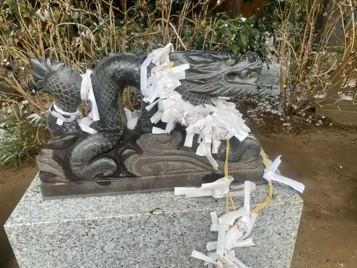 水戸八幡宮の{uncategorized: "未分類", other: "その他", undefined: "問題あり", building: "その他建物", grave: "お墓", sacred_gate: "鳥居", guardian: "狛犬", statue: "像", buddha: "仏像", history: "歴史", nature: "自然", garden: "庭園", animal: "動物", pagoda: "塔", temizu: "手水舎", mountain_gate: "山門・神門", sanctuary: "本殿・本堂", subordinate: "末社・摂社", art: "芸術", scenery: "景色", jizo: "地蔵", ema: "絵馬", goshuin: "御朱印", omikuji: "おみくじ", items: "授与品その他", amulet: "お守り", goshuincho: "御朱印帳", eats: "食事", festival: "お祭り", votive_dance: "神楽", shichigosan: "七五三参", wedding: "結婚式", experience: "体験その他", initially: "初詣", around: "周辺", anti_infection: "感染症対策"}