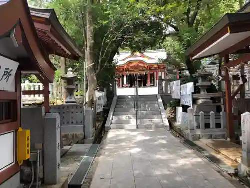 越木岩神社の本殿・本堂