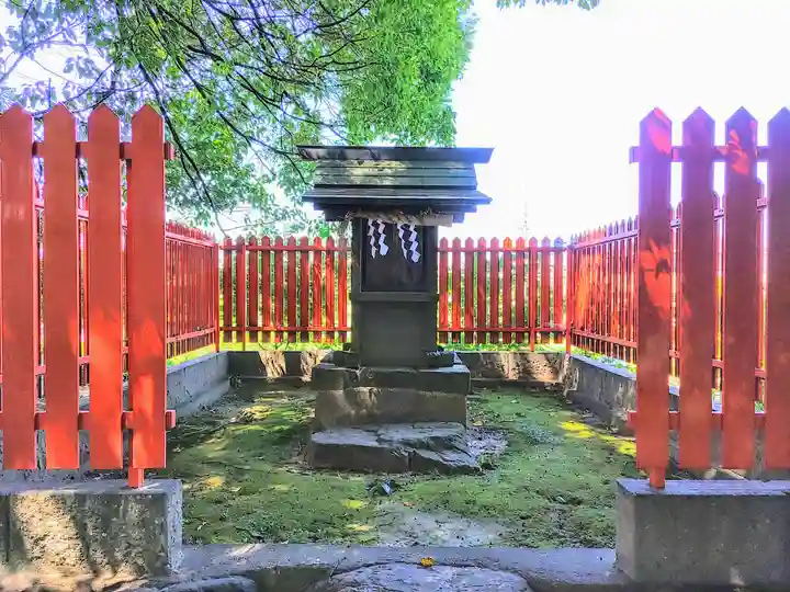 愛宕社(朝日)の末社・摂社