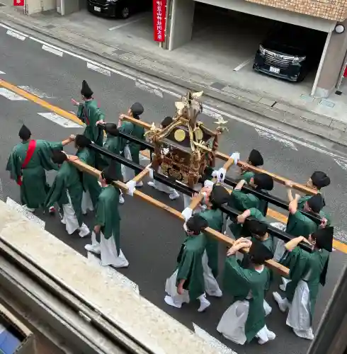 伊豆山神社の{uncategorized: "未分類", other: "その他", undefined: "問題あり", building: "その他建物", grave: "お墓", sacred_gate: "鳥居", guardian: "狛犬", statue: "像", buddha: "仏像", history: "歴史", nature: "自然", garden: "庭園", animal: "動物", pagoda: "塔", temizu: "手水舎", mountain_gate: "山門・神門", sanctuary: "本殿・本堂", subordinate: "末社・摂社", art: "芸術", scenery: "景色", jizo: "地蔵", ema: "絵馬", goshuin: "御朱印", omikuji: "おみくじ", items: "授与品その他", amulet: "お守り", goshuincho: "御朱印帳", eats: "食事", festival: "お祭り", votive_dance: "神楽", shichigosan: "七五三参", wedding: "結婚式", experience: "体験その他", initially: "初詣", around: "周辺", anti_infection: "感染症対策"}
