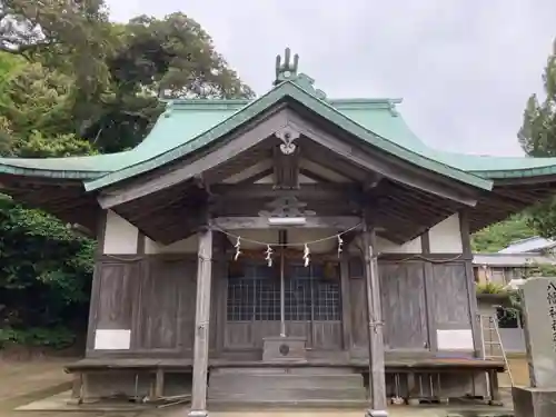 八幡神社の本殿・本堂