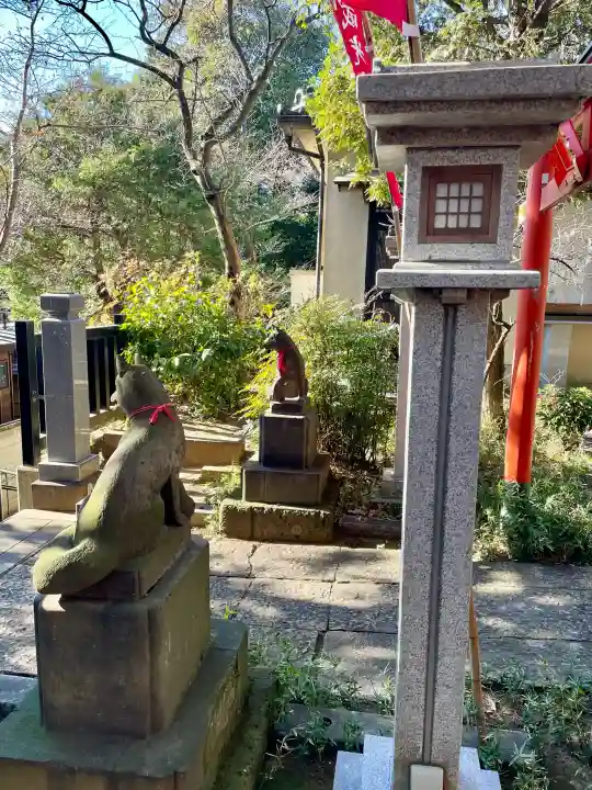 威光稲荷堂の{uncategorized: "未分類", other: "その他", undefined: "問題あり", building: "その他建物", grave: "お墓", sacred_gate: "鳥居", guardian: "狛犬", statue: "像", buddha: "仏像", history: "歴史", nature: "自然", garden: "庭園", animal: "動物", pagoda: "塔", temizu: "手水舎", mountain_gate: "山門・神門", sanctuary: "本殿・本堂", subordinate: "末社・摂社", art: "芸術", scenery: "景色", jizo: "地蔵", ema: "絵馬", goshuin: "御朱印", omikuji: "おみくじ", items: "授与品その他", amulet: "お守り", goshuincho: "御朱印帳", eats: "食事", festival: "お祭り", votive_dance: "神楽", shichigosan: "七五三参", wedding: "結婚式", experience: "体験その他", initially: "初詣", around: "周辺", anti_infection: "感染症対策"}