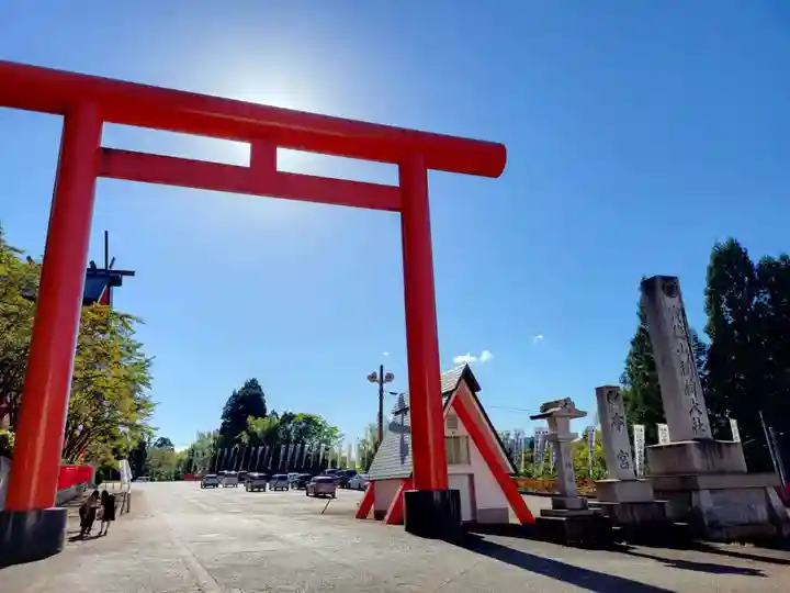 宝徳山稲荷大社の鳥居