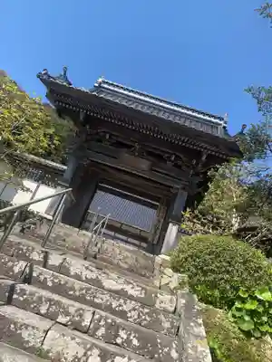 医光寺の山門・神門