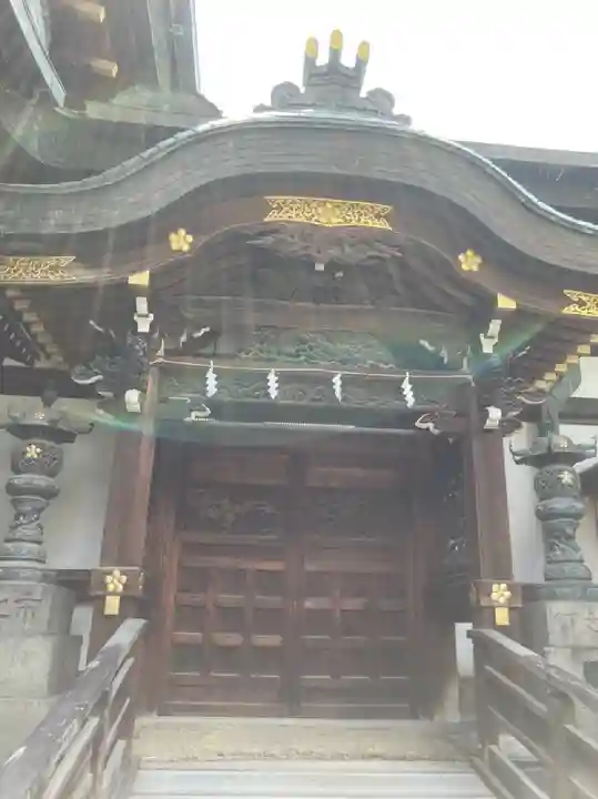 大阪天満宮の山門・神門