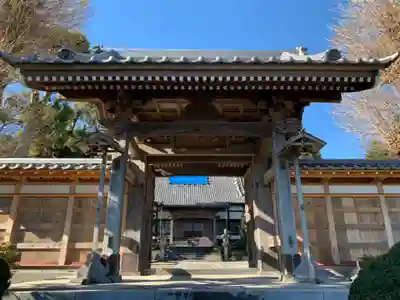 総持院の山門・神門