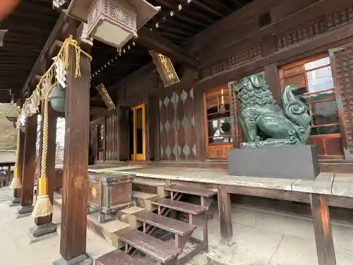 鳥海月山両所宮の{uncategorized: "未分類", other: "その他", undefined: "問題あり", building: "その他建物", grave: "お墓", sacred_gate: "鳥居", guardian: "狛犬", statue: "像", buddha: "仏像", history: "歴史", nature: "自然", garden: "庭園", animal: "動物", pagoda: "塔", temizu: "手水舎", mountain_gate: "山門・神門", sanctuary: "本殿・本堂", subordinate: "末社・摂社", art: "芸術", scenery: "景色", jizo: "地蔵", ema: "絵馬", goshuin: "御朱印", omikuji: "おみくじ", items: "授与品その他", amulet: "お守り", goshuincho: "御朱印帳", eats: "食事", festival: "お祭り", votive_dance: "神楽", shichigosan: "七五三参", wedding: "結婚式", experience: "体験その他", initially: "初詣", around: "周辺", anti_infection: "感染症対策"}
