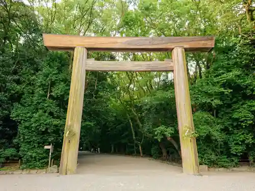 熱田神宮の鳥居