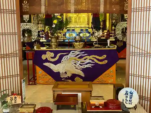 宣隆寺の本殿・本堂