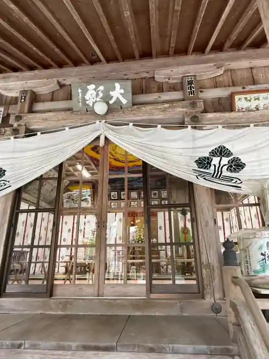 安志加茂神社の{uncategorized: "未分類", other: "その他", undefined: "問題あり", building: "その他建物", grave: "お墓", sacred_gate: "鳥居", guardian: "狛犬", statue: "像", buddha: "仏像", history: "歴史", nature: "自然", garden: "庭園", animal: "動物", pagoda: "塔", temizu: "手水舎", mountain_gate: "山門・神門", sanctuary: "本殿・本堂", subordinate: "末社・摂社", art: "芸術", scenery: "景色", jizo: "地蔵", ema: "絵馬", goshuin: "御朱印", omikuji: "おみくじ", items: "授与品その他", amulet: "お守り", goshuincho: "御朱印帳", eats: "食事", festival: "お祭り", votive_dance: "神楽", shichigosan: "七五三参", wedding: "結婚式", experience: "体験その他", initially: "初詣", around: "周辺", anti_infection: "感染症対策"}