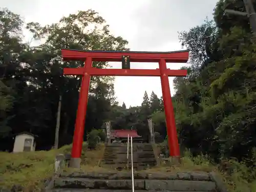 早川厳島神社の鳥居