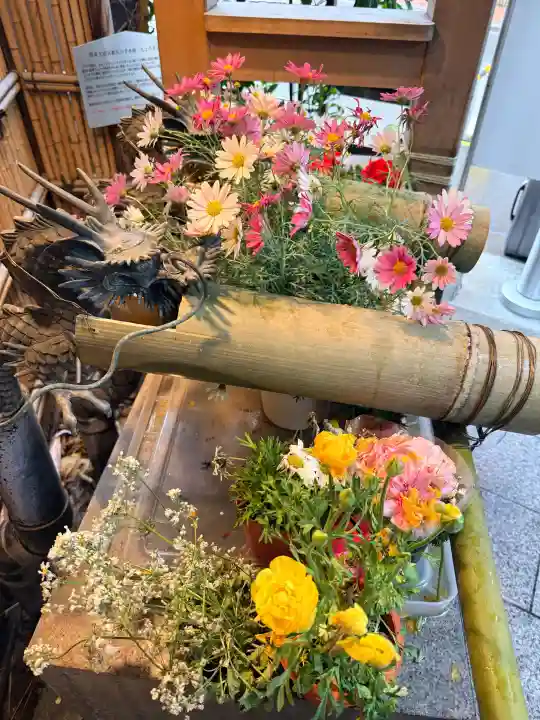 小網神社の{uncategorized: "未分類", other: "その他", undefined: "問題あり", building: "その他建物", grave: "お墓", sacred_gate: "鳥居", guardian: "狛犬", statue: "像", buddha: "仏像", history: "歴史", nature: "自然", garden: "庭園", animal: "動物", pagoda: "塔", temizu: "手水舎", mountain_gate: "山門・神門", sanctuary: "本殿・本堂", subordinate: "末社・摂社", art: "芸術", scenery: "景色", jizo: "地蔵", ema: "絵馬", goshuin: "御朱印", omikuji: "おみくじ", items: "授与品その他", amulet: "お守り", goshuincho: "御朱印帳", eats: "食事", festival: "お祭り", votive_dance: "神楽", shichigosan: "七五三参", wedding: "結婚式", experience: "体験その他", initially: "初詣", around: "周辺", anti_infection: "感染症対策"}