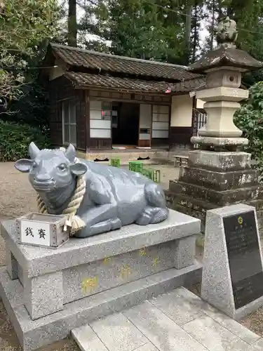 芳賀天満宮の像