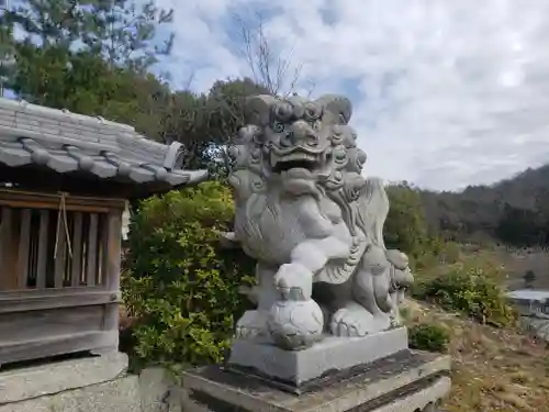 位山神社の狛犬