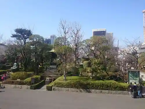 浅草寺の庭園
