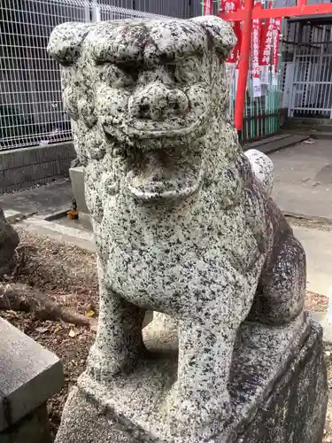 稲穂社の狛犬