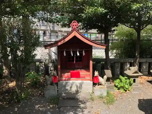 町田天満宮の{uncategorized: "未分類", other: "その他", undefined: "問題あり", building: "その他建物", grave: "お墓", sacred_gate: "鳥居", guardian: "狛犬", statue: "像", buddha: "仏像", history: "歴史", nature: "自然", garden: "庭園", animal: "動物", pagoda: "塔", temizu: "手水舎", mountain_gate: "山門・神門", sanctuary: "本殿・本堂", subordinate: "末社・摂社", art: "芸術", scenery: "景色", jizo: "地蔵", ema: "絵馬", goshuin: "御朱印", omikuji: "おみくじ", items: "授与品その他", amulet: "お守り", goshuincho: "御朱印帳", eats: "食事", festival: "お祭り", votive_dance: "神楽", shichigosan: "七五三参", wedding: "結婚式", experience: "体験その他", initially: "初詣", around: "周辺", anti_infection: "感染症対策"}