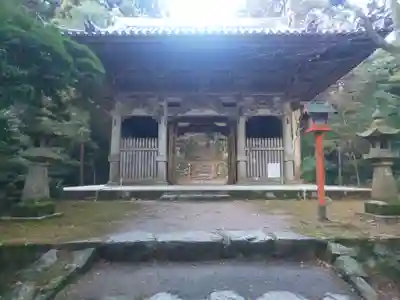西山興隆寺の山門・神門