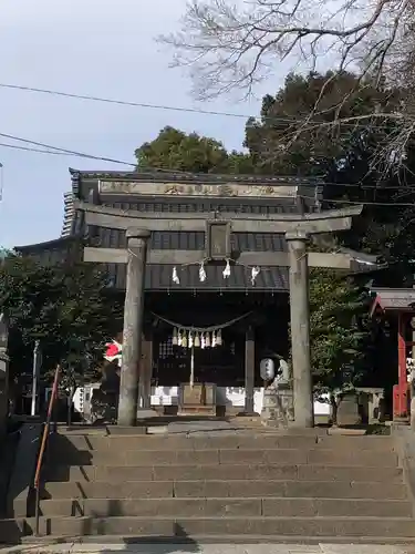 栗橋八坂神社の鳥居