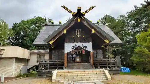 滝川神社の本殿