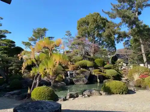 甲斐善光寺の庭園