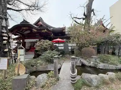 素盞雄神社の{uncategorized: "未分類", other: "その他", undefined: "問題あり", building: "その他建物", grave: "お墓", sacred_gate: "鳥居", guardian: "狛犬", statue: "像", buddha: "仏像", history: "歴史", nature: "自然", garden: "庭園", animal: "動物", pagoda: "塔", temizu: "手水舎", mountain_gate: "山門・神門", sanctuary: "本殿・本堂", subordinate: "末社・摂社", art: "芸術", scenery: "景色", jizo: "地蔵", ema: "絵馬", goshuin: "御朱印", omikuji: "おみくじ", items: "授与品その他", amulet: "お守り", goshuincho: "御朱印帳", eats: "食事", festival: "お祭り", votive_dance: "神楽", shichigosan: "七五三参", wedding: "結婚式", experience: "体験その他", initially: "初詣", around: "周辺", anti_infection: "感染症対策"}