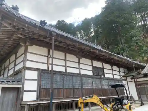 願成寺の{uncategorized: "未分類", other: "その他", undefined: "問題あり", building: "その他建物", grave: "お墓", sacred_gate: "鳥居", guardian: "狛犬", statue: "像", buddha: "仏像", history: "歴史", nature: "自然", garden: "庭園", animal: "動物", pagoda: "塔", temizu: "手水舎", mountain_gate: "山門・神門", sanctuary: "本殿・本堂", subordinate: "末社・摂社", art: "芸術", scenery: "景色", jizo: "地蔵", ema: "絵馬", goshuin: "御朱印", omikuji: "おみくじ", items: "授与品その他", amulet: "お守り", goshuincho: "御朱印帳", eats: "食事", festival: "お祭り", votive_dance: "神楽", shichigosan: "七五三参", wedding: "結婚式", experience: "体験その他", initially: "初詣", around: "周辺", anti_infection: "感染症対策"}