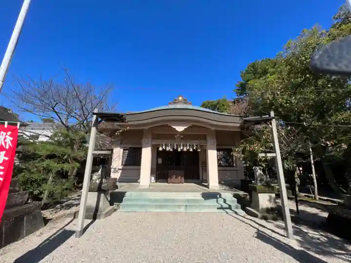 高山神社の本殿・本堂