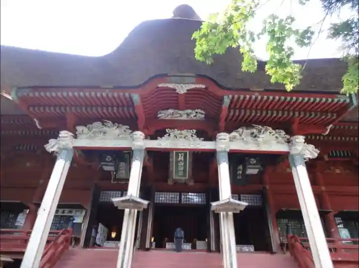出羽神社(出羽三山神社)~三神合祭殿~の本殿・本堂