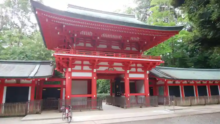 井草八幡宮の山門・神門