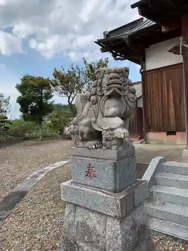 熊野神社の狛犬