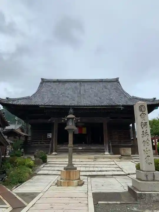 浄信寺の本殿・本堂