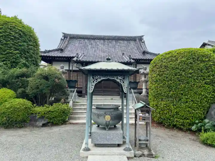 仏導寺の本殿・本堂