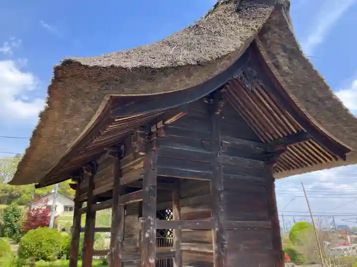 塩船観音寺の{uncategorized: "未分類", other: "その他", undefined: "問題あり", building: "その他建物", grave: "お墓", sacred_gate: "鳥居", guardian: "狛犬", statue: "像", buddha: "仏像", history: "歴史", nature: "自然", garden: "庭園", animal: "動物", pagoda: "塔", temizu: "手水舎", mountain_gate: "山門・神門", sanctuary: "本殿・本堂", subordinate: "末社・摂社", art: "芸術", scenery: "景色", jizo: "地蔵", ema: "絵馬", goshuin: "御朱印", omikuji: "おみくじ", items: "授与品その他", amulet: "お守り", goshuincho: "御朱印帳", eats: "食事", festival: "お祭り", votive_dance: "神楽", shichigosan: "七五三参", wedding: "結婚式", experience: "体験その他", initially: "初詣", around: "周辺", anti_infection: "感染症対策"}
