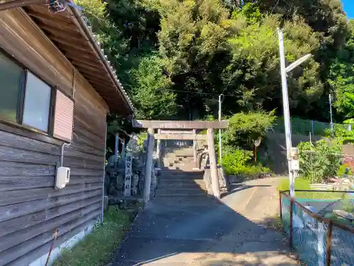 満留山神社の鳥居