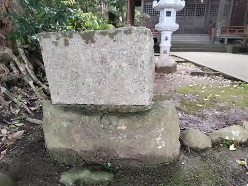 大穴持像石神社の{uncategorized: "未分類", other: "その他", undefined: "問題あり", building: "その他建物", grave: "お墓", sacred_gate: "鳥居", guardian: "狛犬", statue: "像", buddha: "仏像", history: "歴史", nature: "自然", garden: "庭園", animal: "動物", pagoda: "塔", temizu: "手水舎", mountain_gate: "山門・神門", sanctuary: "本殿・本堂", subordinate: "末社・摂社", art: "芸術", scenery: "景色", jizo: "地蔵", ema: "絵馬", goshuin: "御朱印", omikuji: "おみくじ", items: "授与品その他", amulet: "お守り", goshuincho: "御朱印帳", eats: "食事", festival: "お祭り", votive_dance: "神楽", shichigosan: "七五三参", wedding: "結婚式", experience: "体験その他", initially: "初詣", around: "周辺", anti_infection: "感染症対策"}