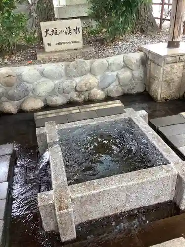 大垣八幡神社の庭園