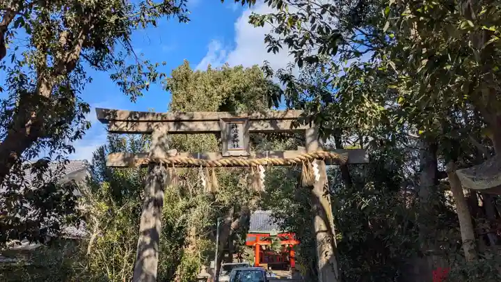 許波多神社(五ケ庄鎮座)の鳥居